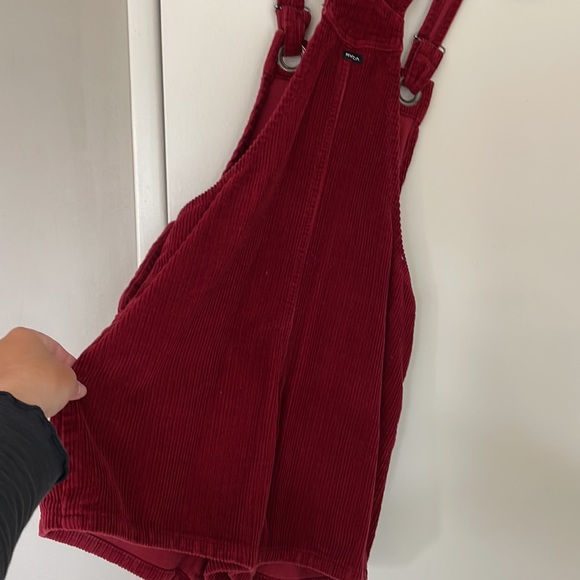 RVCA cherry red corduroy short overall. Size XS - Picture 2 of 2
